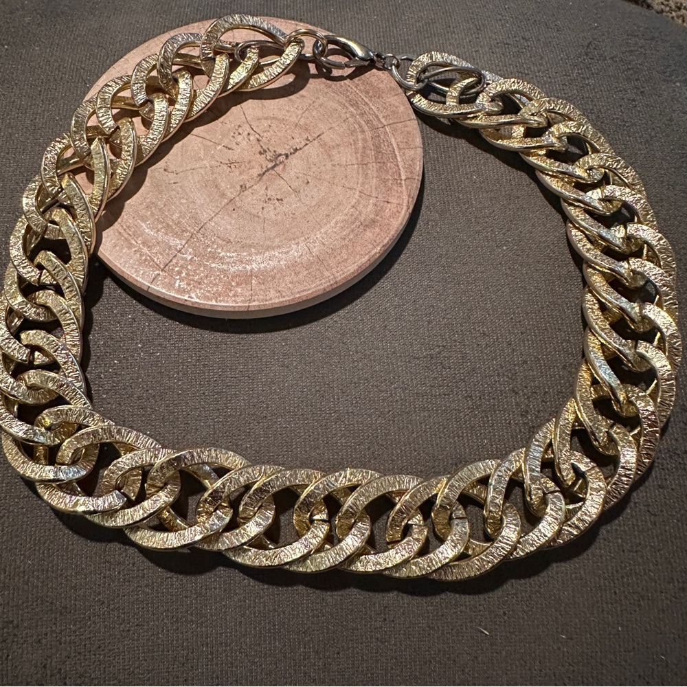 Gold Toned Textured Chain Necklace